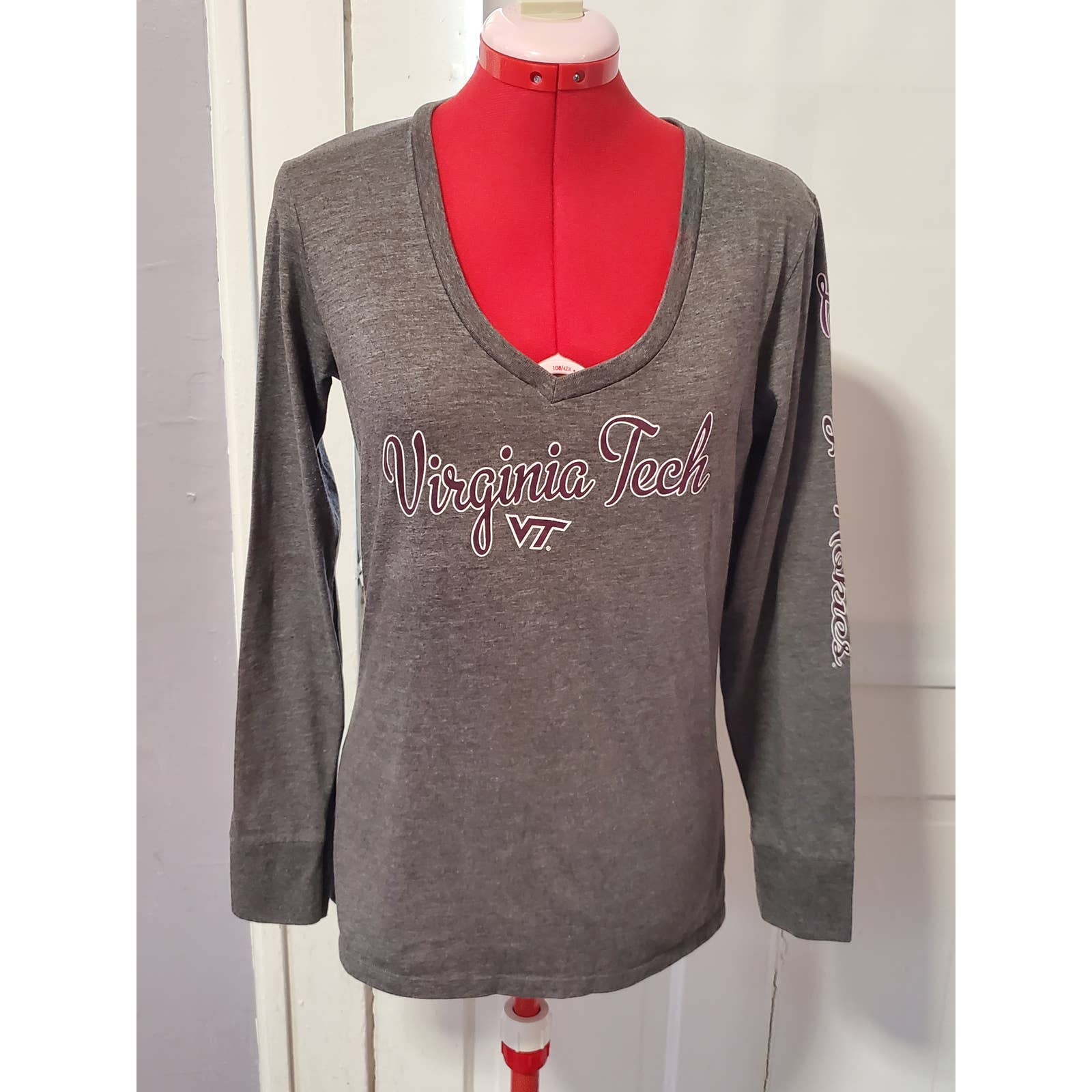 Champion Brand Virginia Tech Womens Top Size Medium